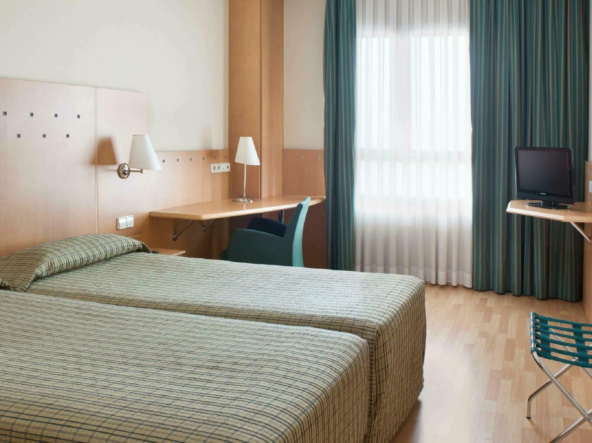 Crisol Leganes Hotel Kültér fotó